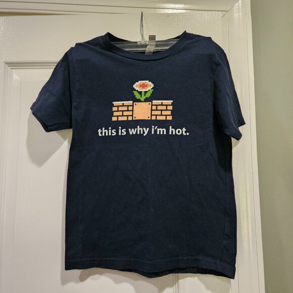 "This‎ Is Why I'm Hot" Boy's Size Small (6/7) Tee Shirt - Picture 1 of 5